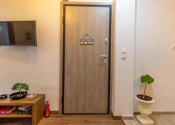 Korinthos Downtown *